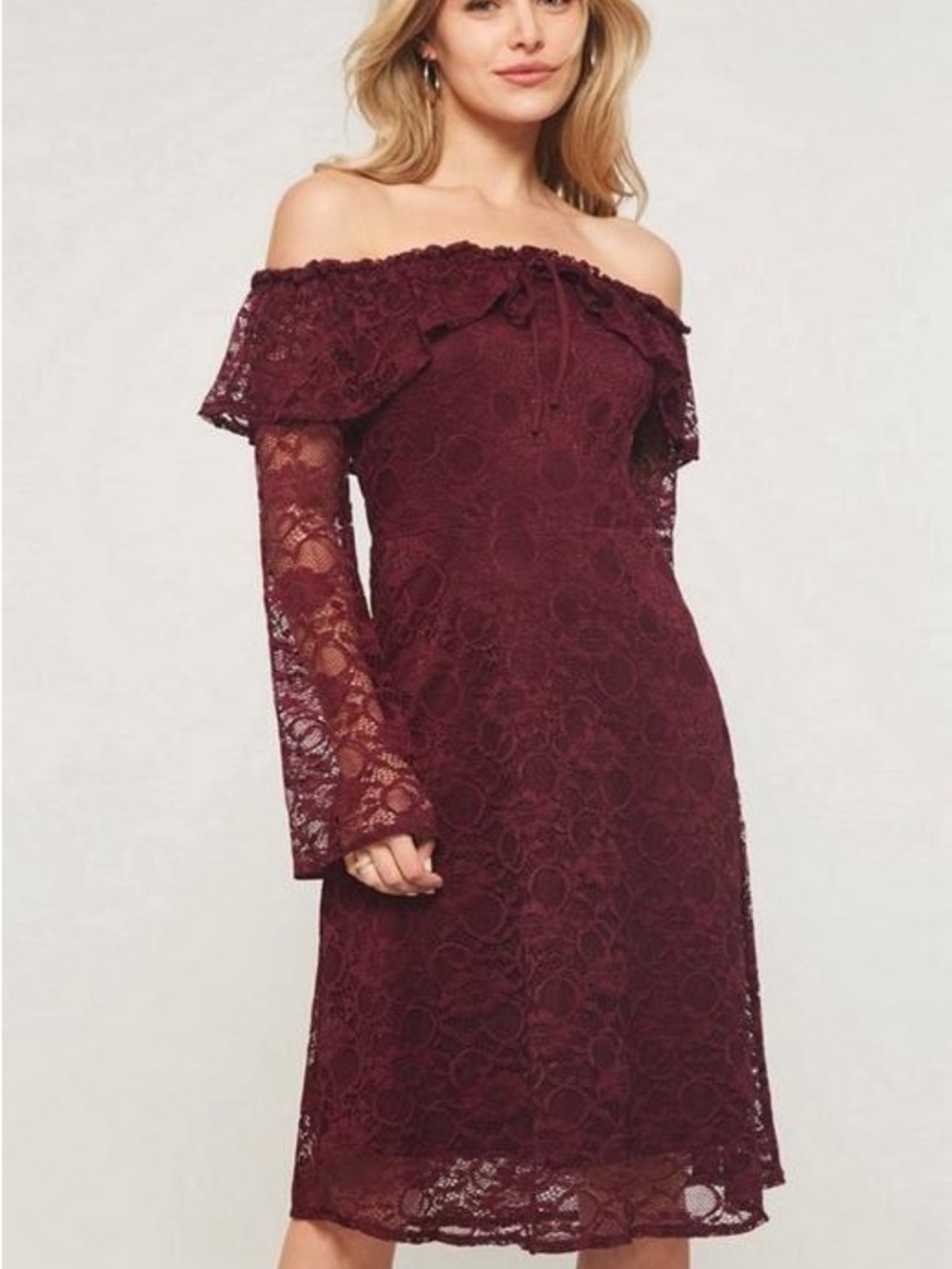 Promesa Off-Shoulder Burgundy Lace Dress size medium